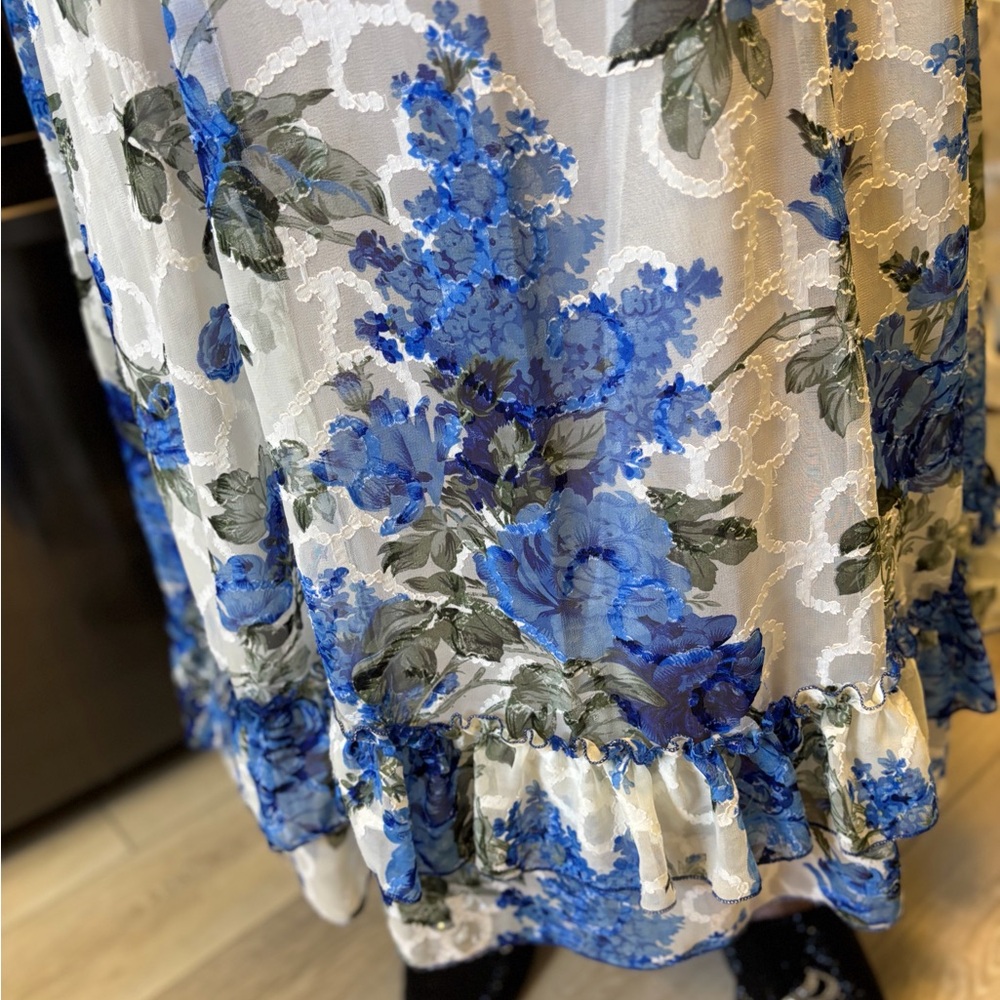 Blue Floral Sheer Maxi Dress. Fully lined. Tailored. Size 1X - Picture 6 of 8